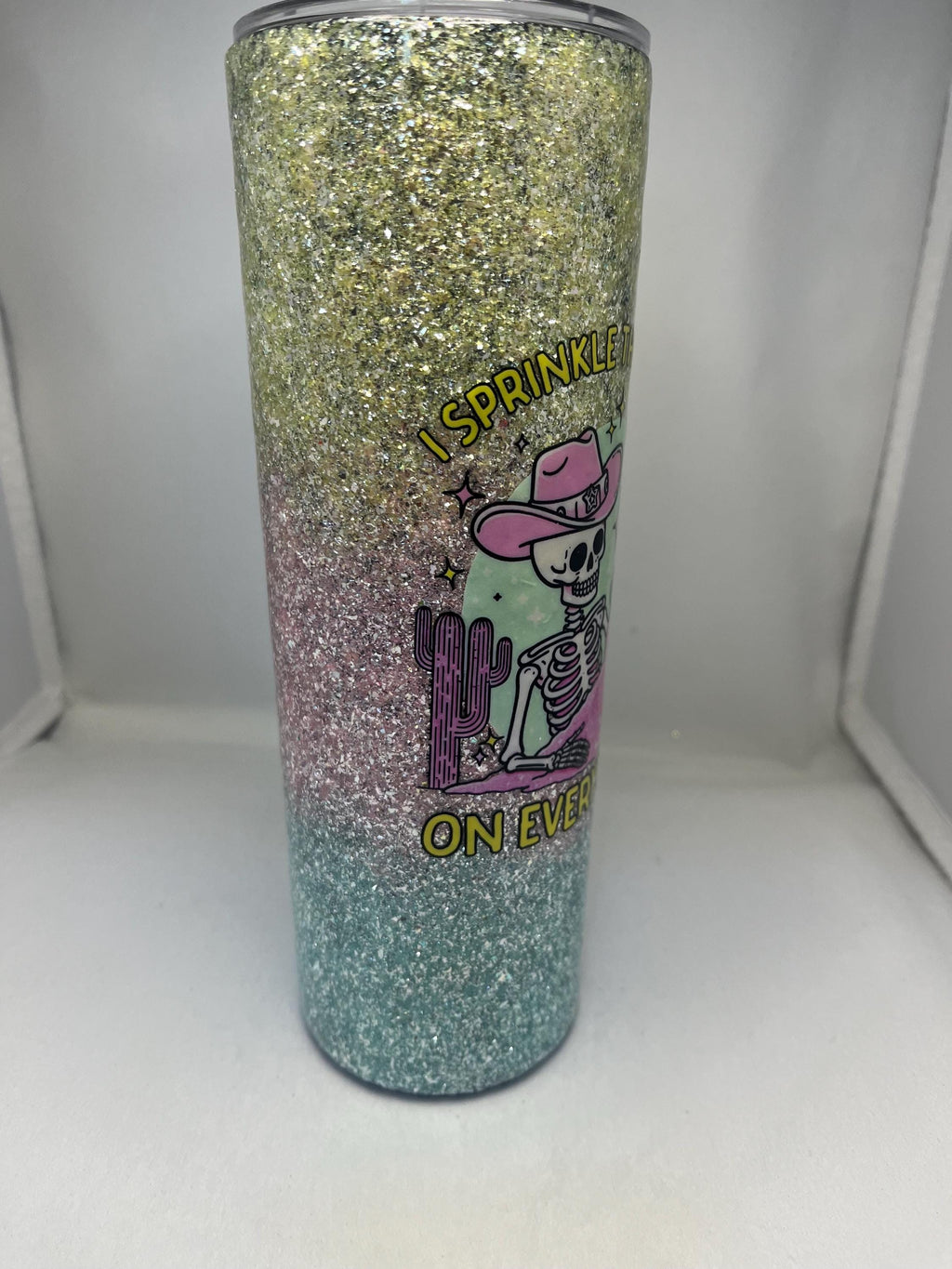 34. 20oz   Skull Glitter Tumbler