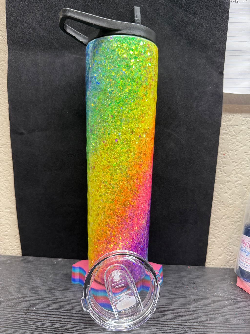 74. 35 oz tapered hydro bottle