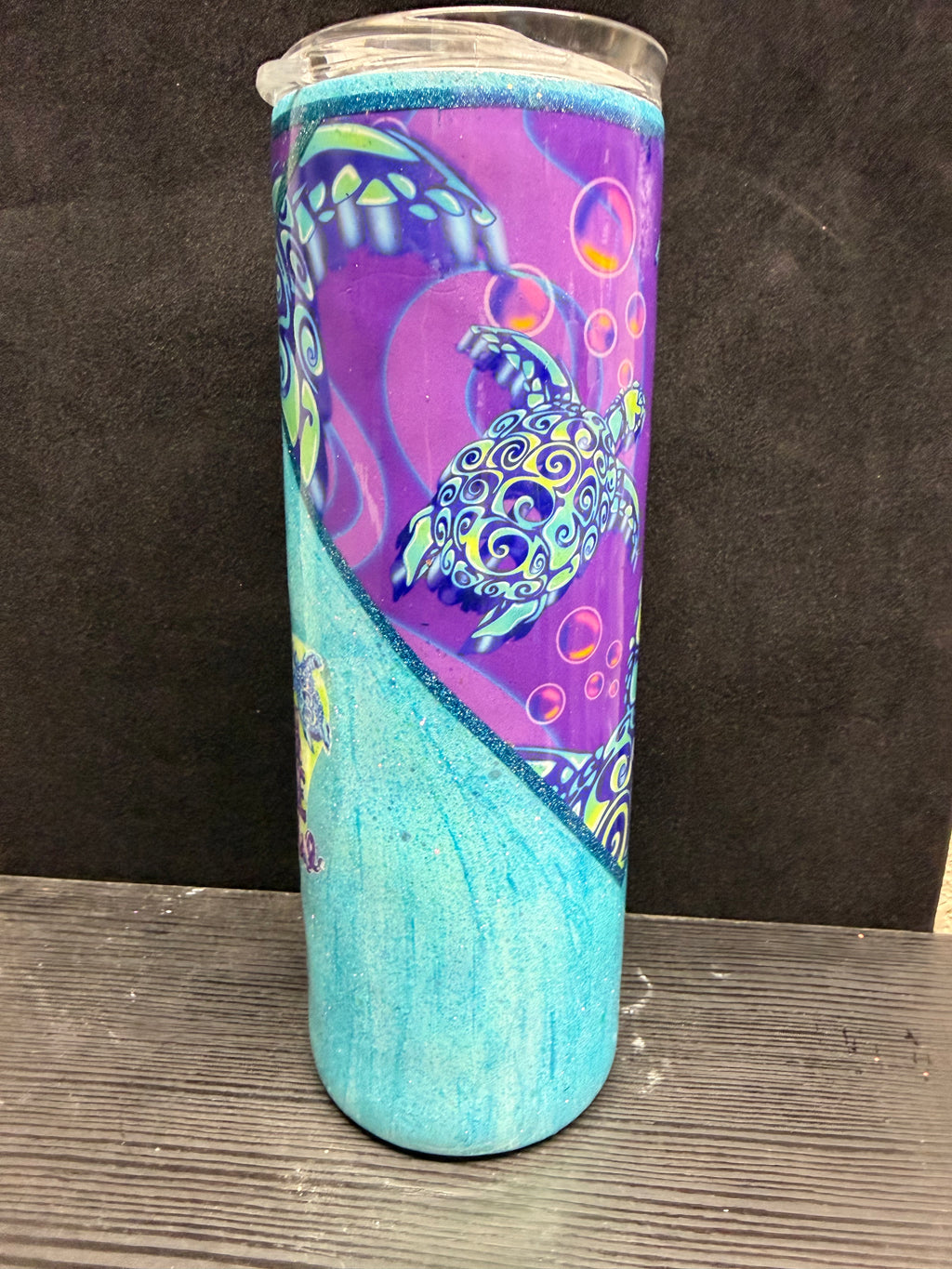43. 20oz  Tumbler
