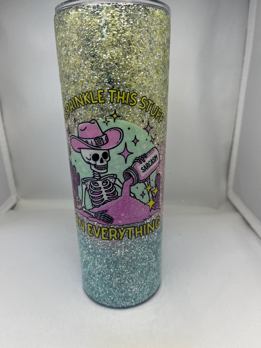 34. 20oz   Skull Glitter Tumbler