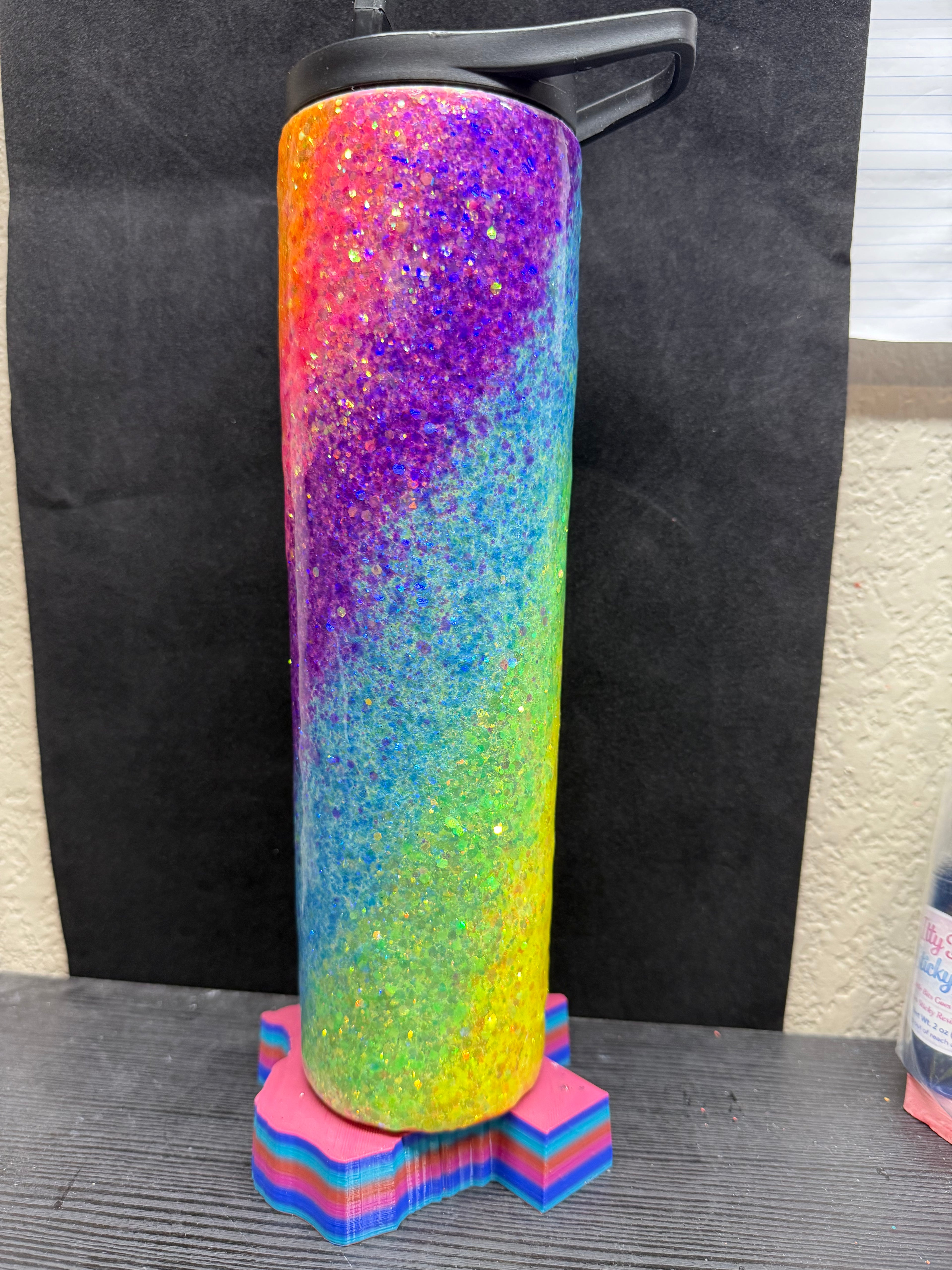 74. 35 oz tapered hydro bottle