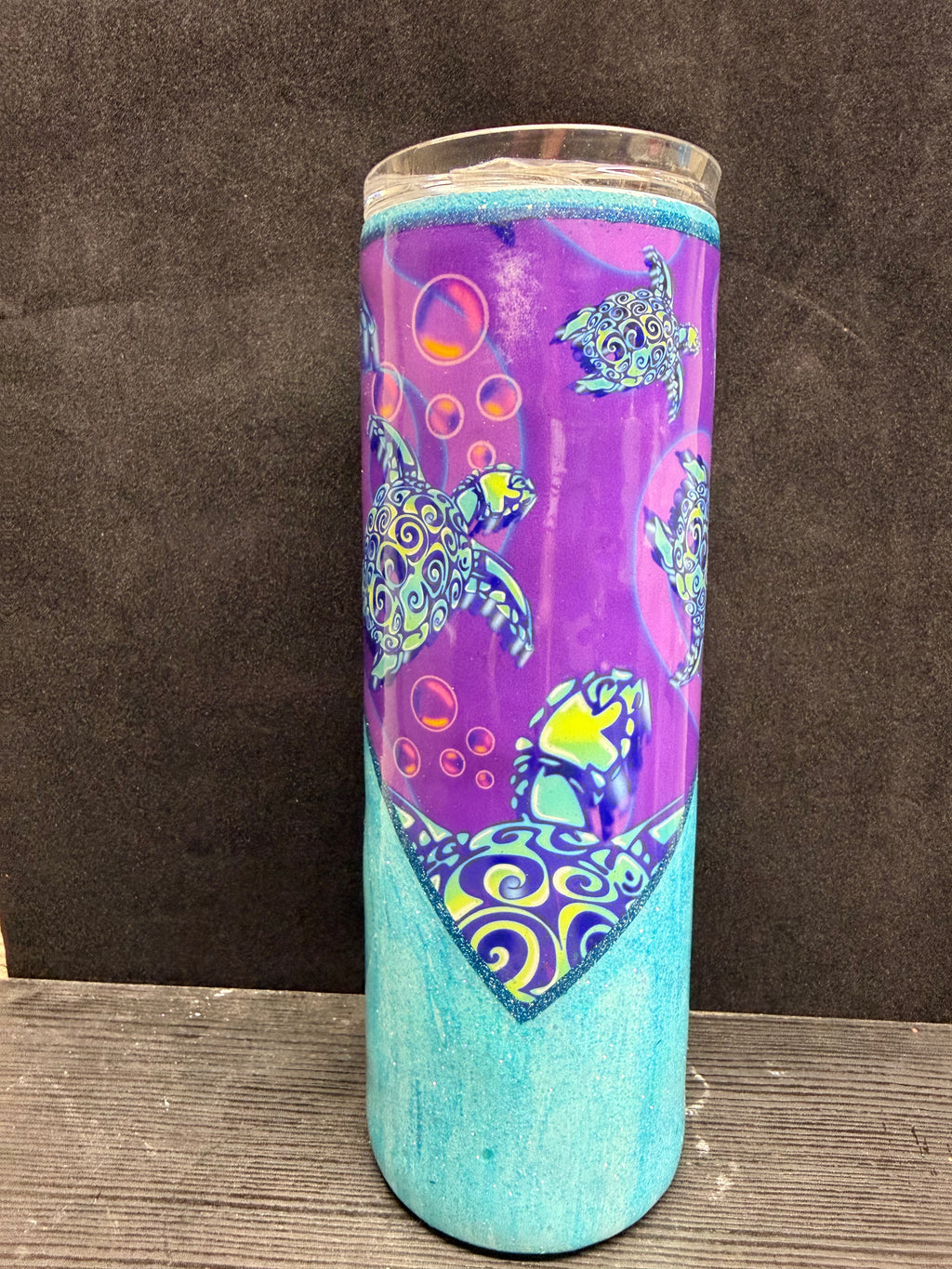 43. 20oz  Tumbler