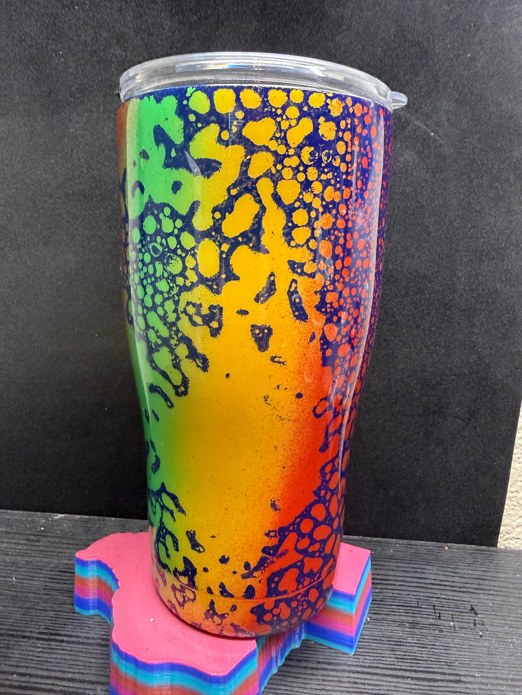 75. 20oz  Tumbler modern curve