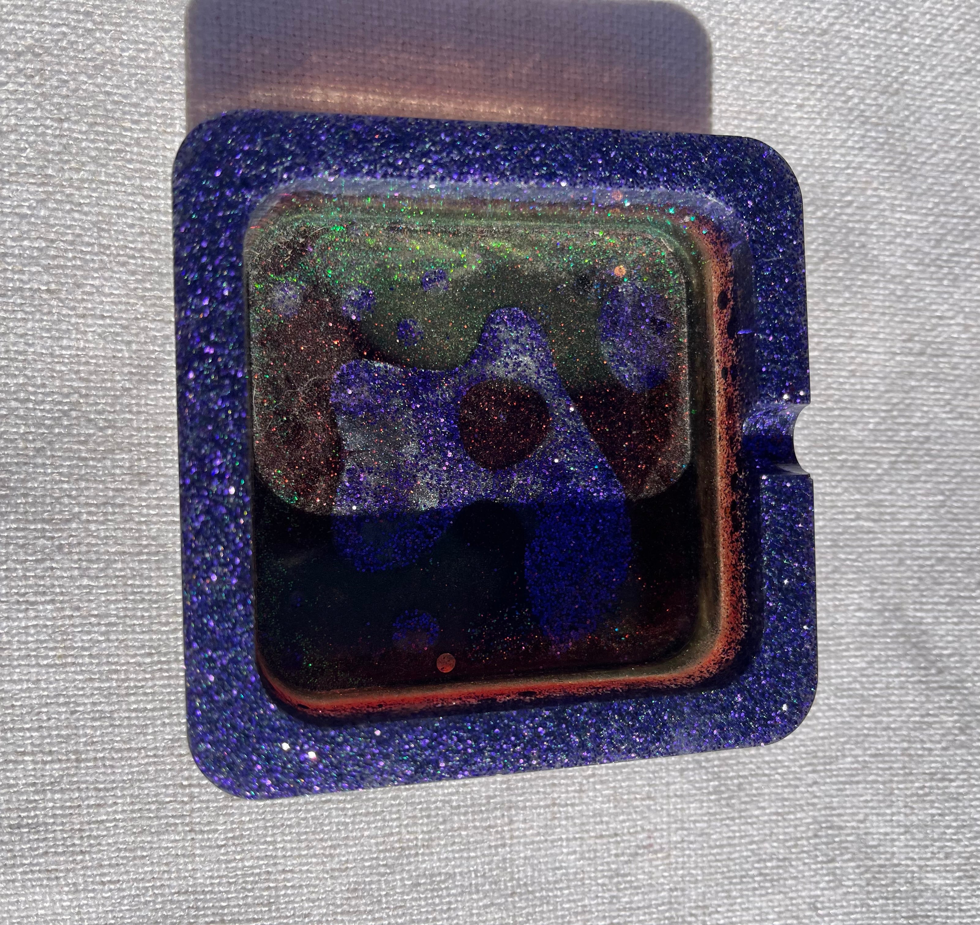 Resin Ashtray with Glitter