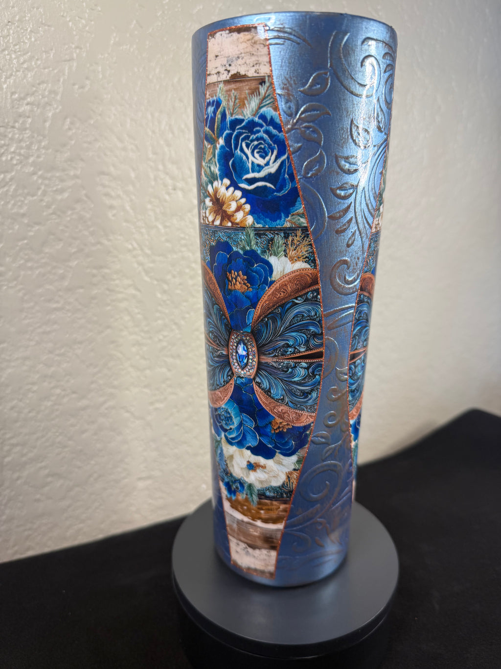 30oz  Blue Leather tapered Tumbler
