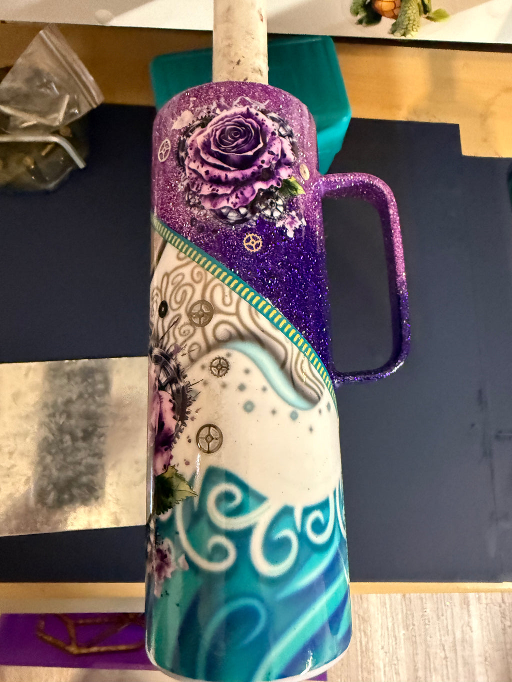 39. 20oz Purple Grunge Roses Zipper Tumbler with Handle