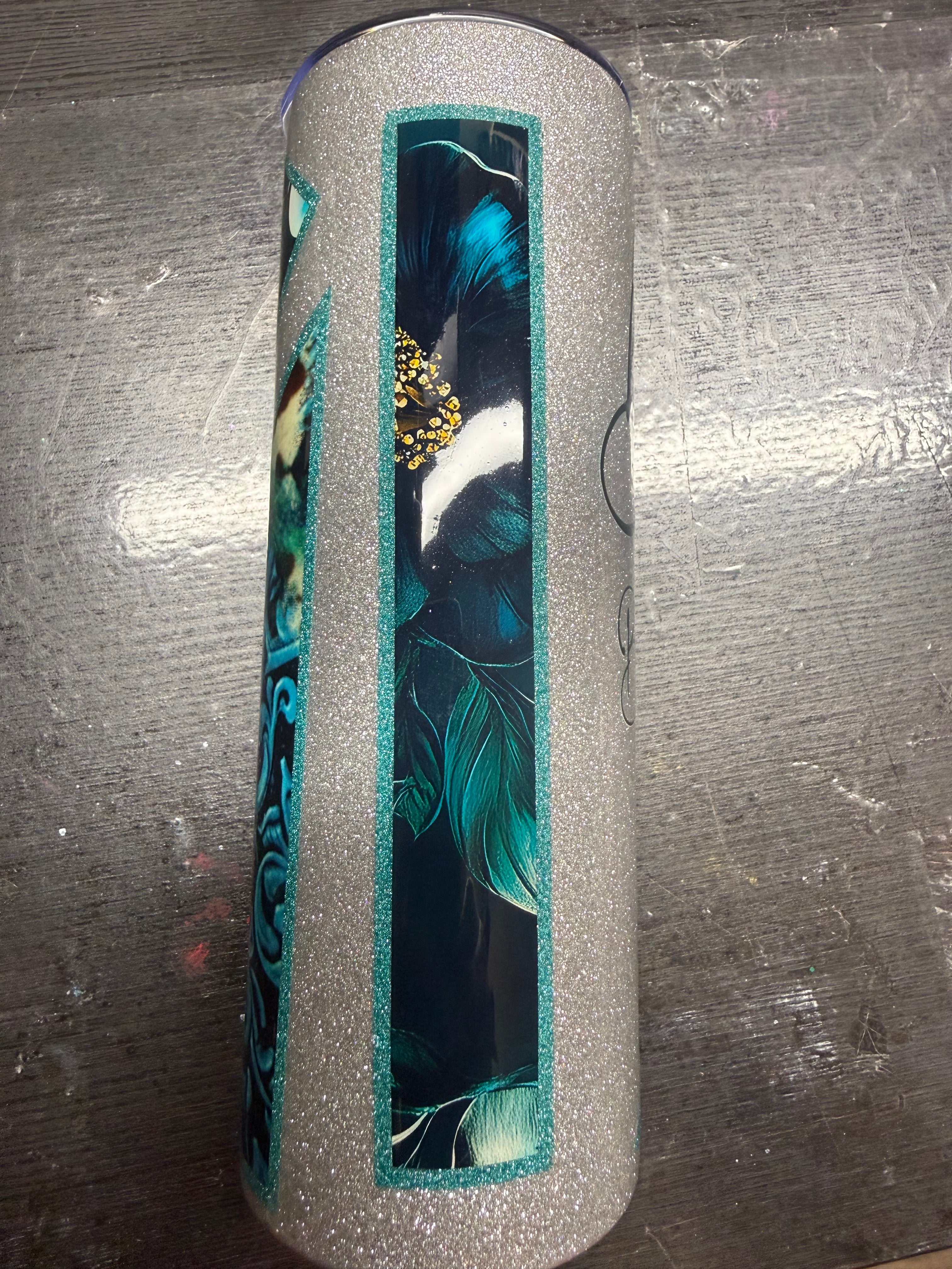 1. 20oz   Silver and Turquoise Leather look Tumbler