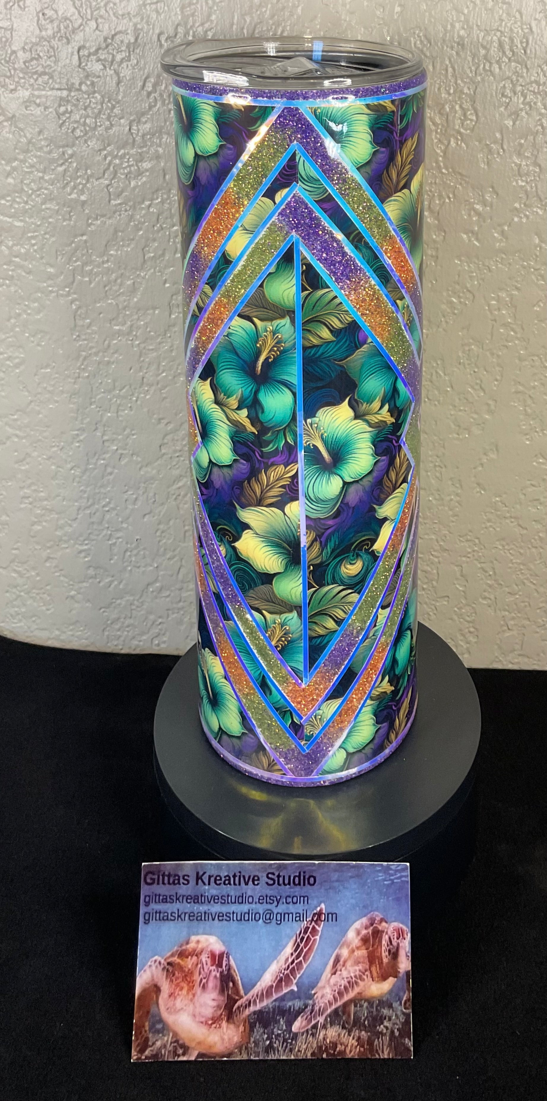 30oz  Tumbler with Mardi Gras Theme