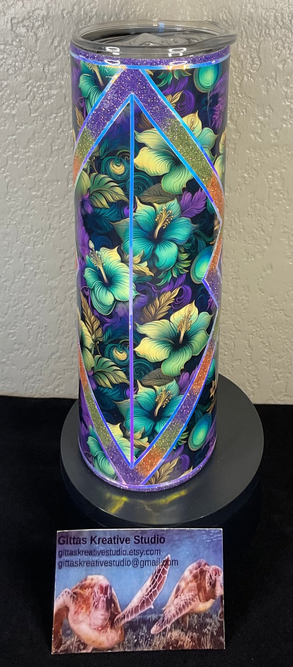 30oz  Tumbler with Mardi Gras Theme