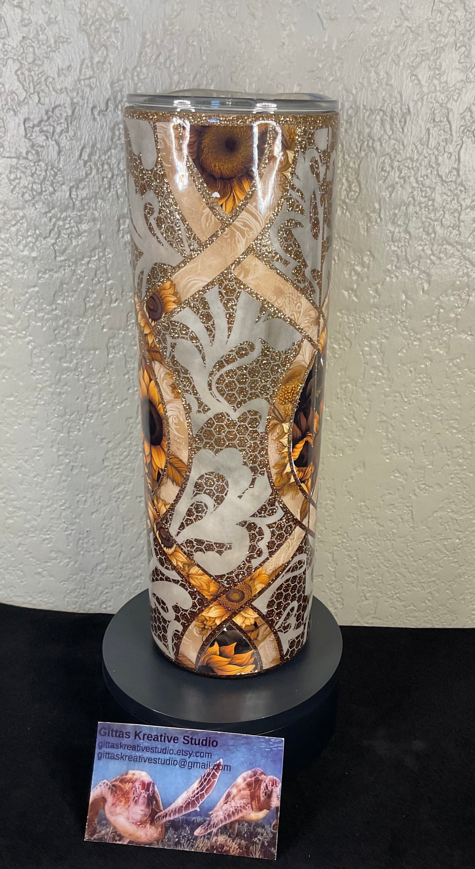30oz Tumbler with Lace and Sunflowers
