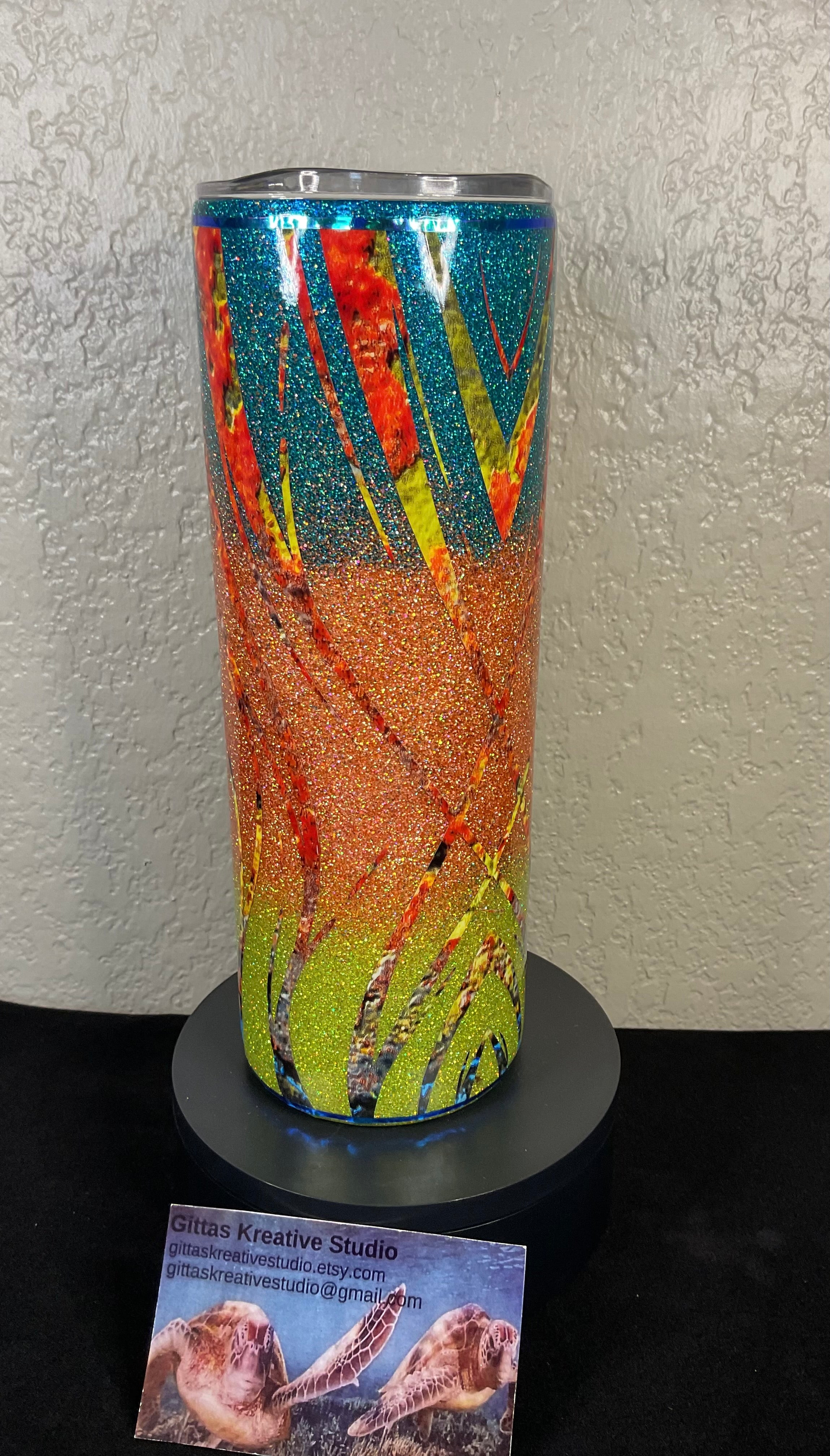 21. 20oz Glitter Tumbler